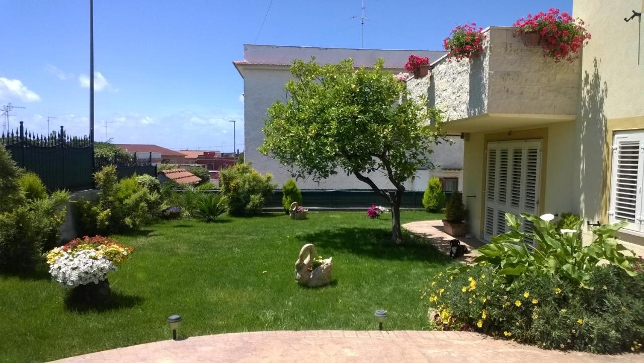 Bed And Breakfast Angolo Fiorito Civitavecchia Exterior photo
