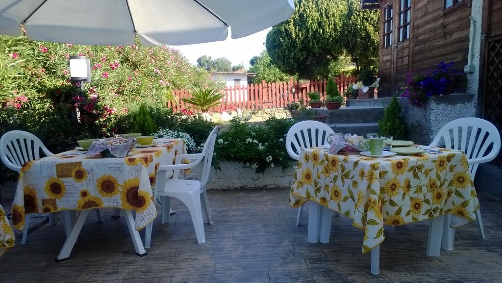 Bed And Breakfast Angolo Fiorito Civitavecchia Exterior photo