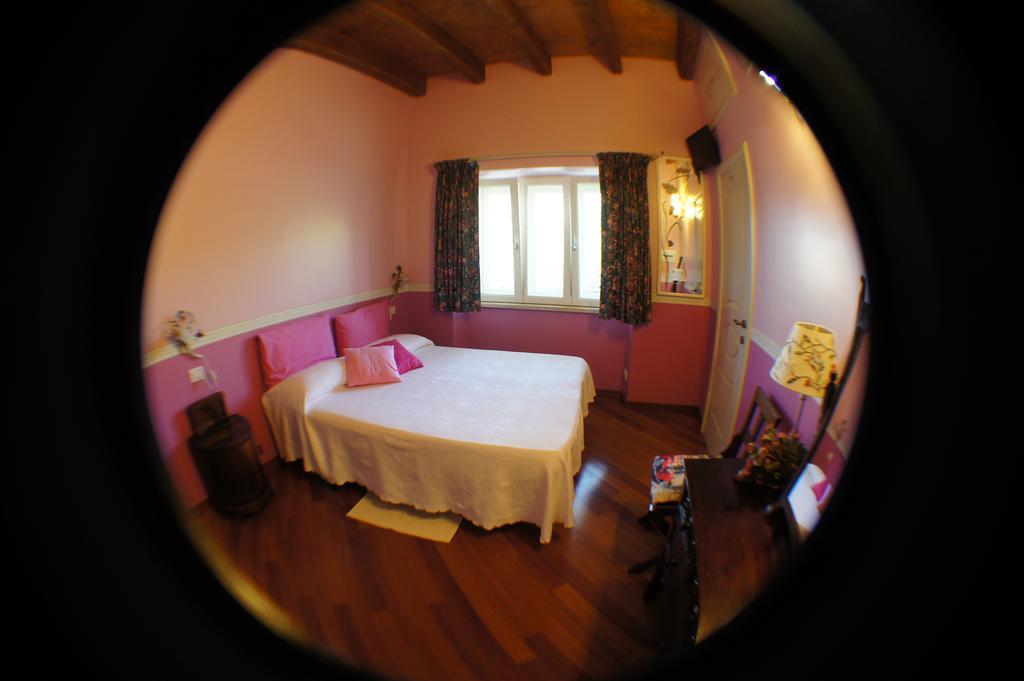 Bed And Breakfast Angolo Fiorito Civitavecchia Exterior photo