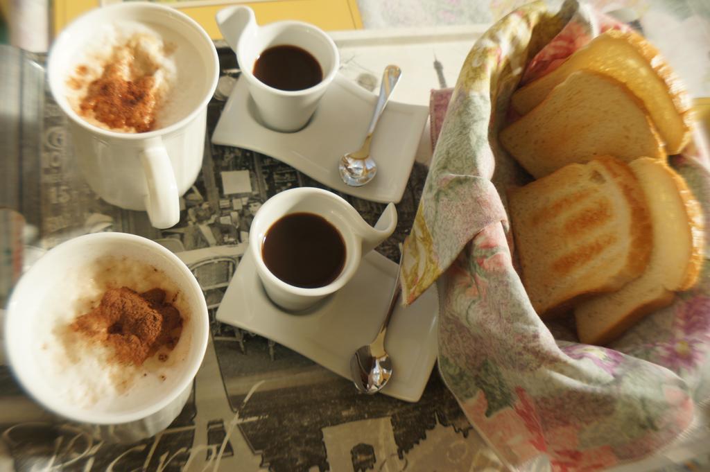 Bed And Breakfast Angolo Fiorito Civitavecchia Exterior photo