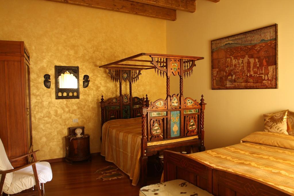 Bed And Breakfast Angolo Fiorito Civitavecchia Room photo